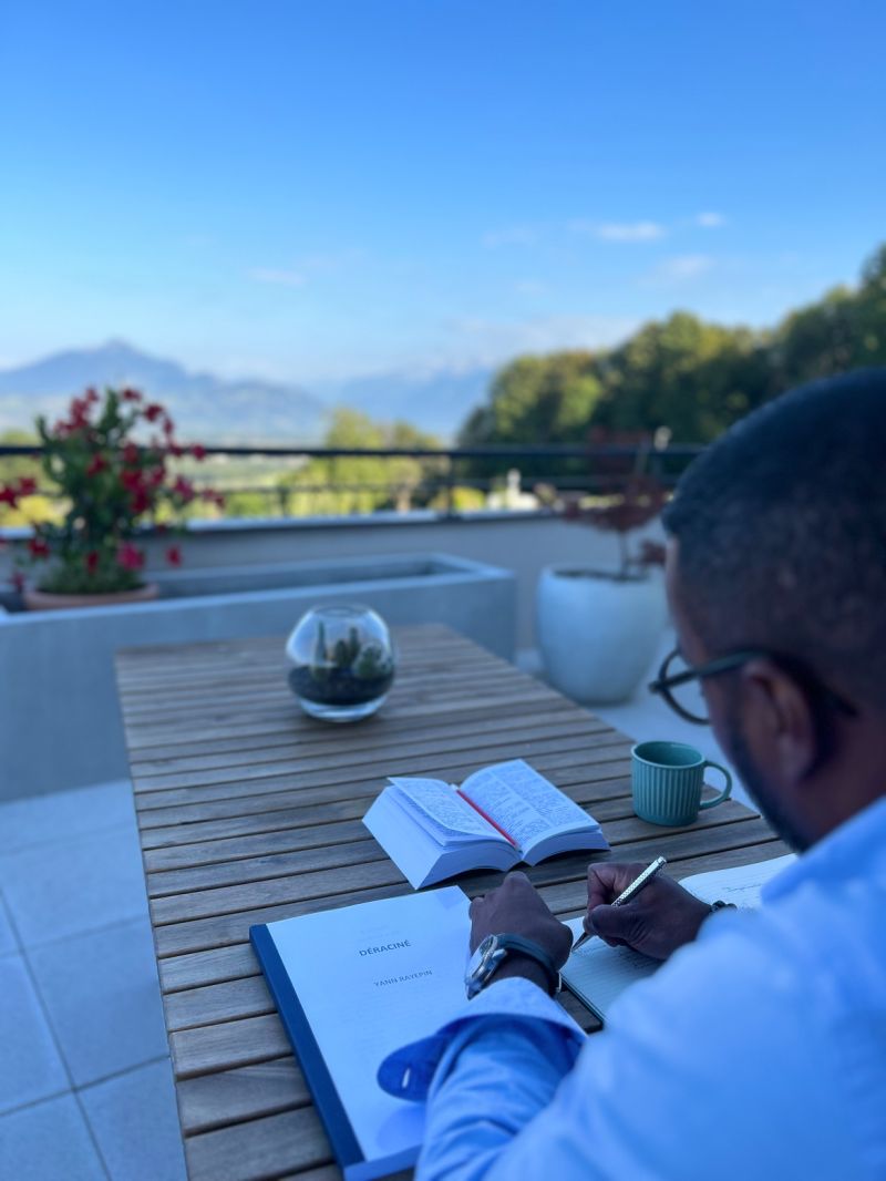 Argumentaire Déraciné